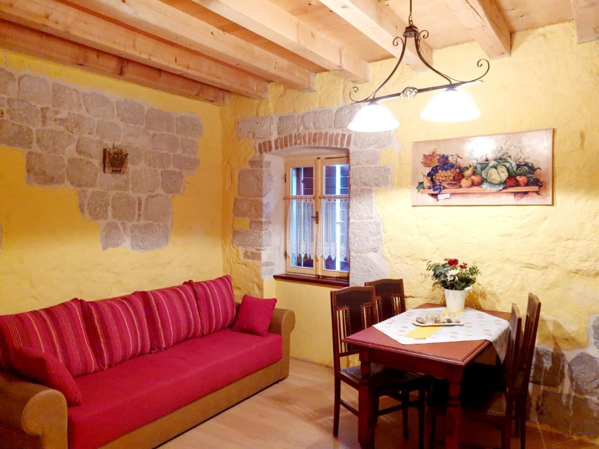 Hvar Heart Heritage Apartment Stari Grad  Buitenkant foto
